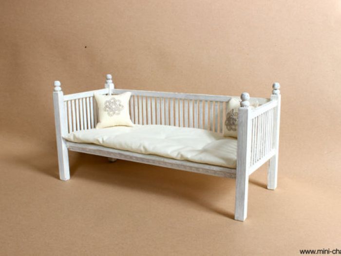 1/6 scale Furniture Shabby White Daybed